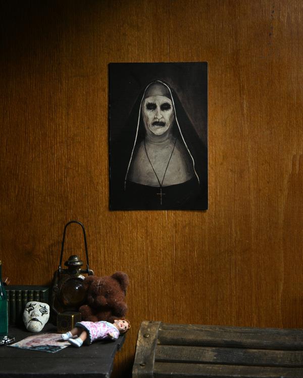NECA The Conjuring Universe Ultimate Valak